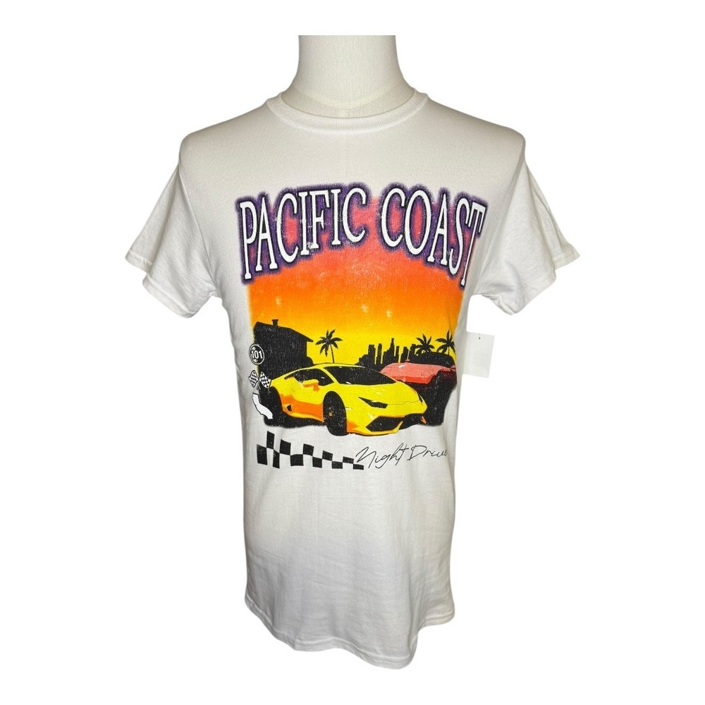 Retrofit Pacific Coast Night Drive Graphic Tee Crew Neck Short Sleeve Small